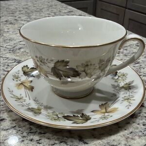 Larchmond By Royal Doulton Floral Mug with Gold Trim. Discontinued Pieces.